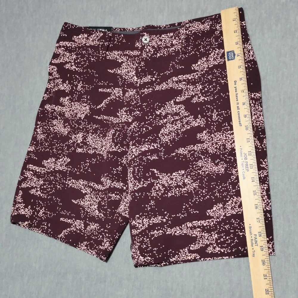 Under Armour UA Golf Shorts Mens‎ 34 Burgundy Printed 10